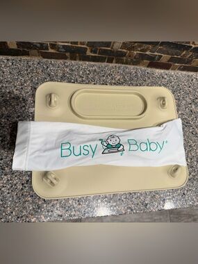 Busy Baby Silicone Suction Mat with 4 straps & utensils